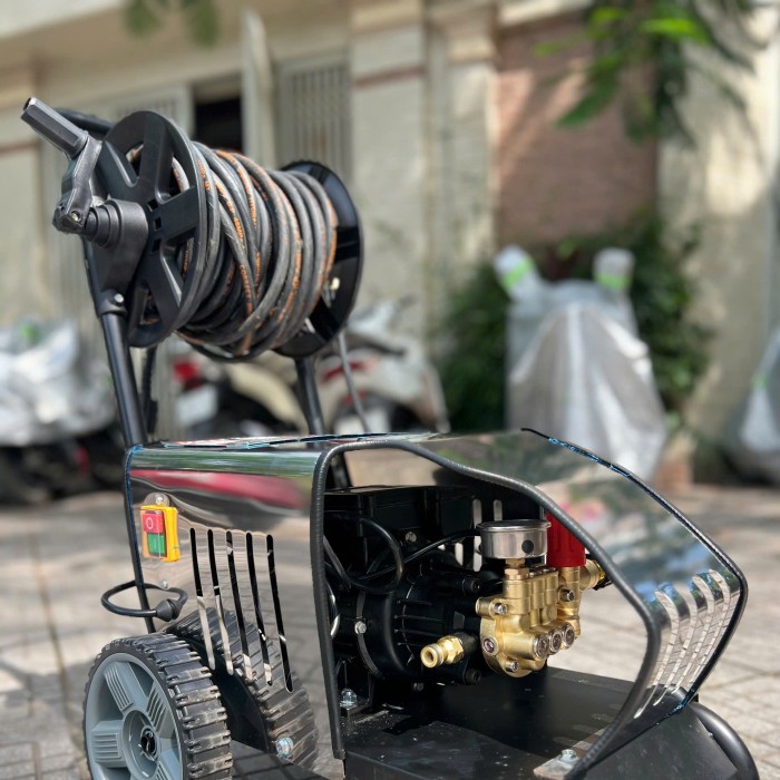 Máy Rửa Xe Cao Áp KAW K333Z Công Suất 4000W – Sức Mạnh Vượt Trội, Đánh Bay Vết Bẩn Cứng Đầu